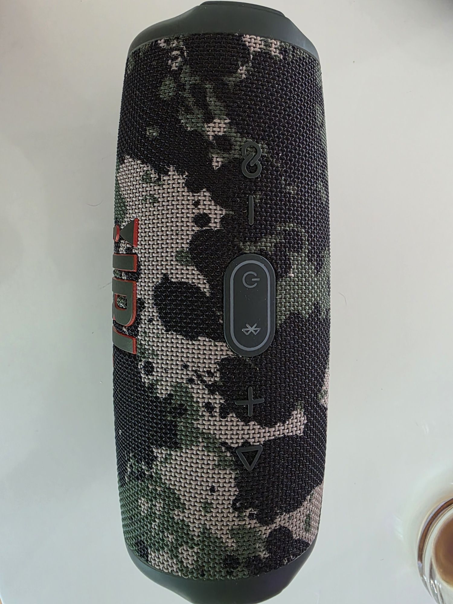 JBL Charge 5 като нова