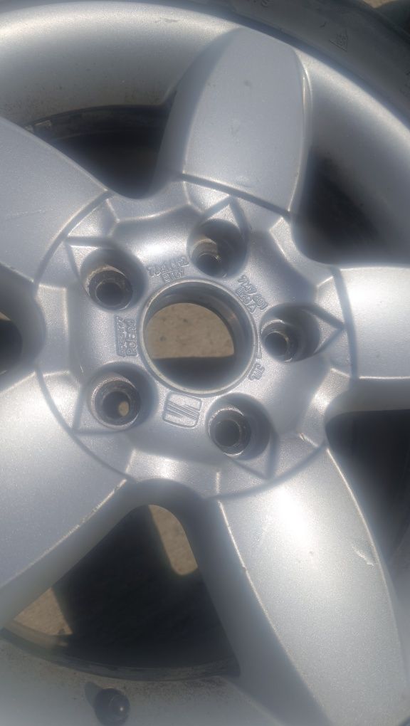 • ОРИГИНАЛНИ джанти 16ки 5х112 57.1 в ДОБРО СЪСТОЯНИЕ с гуми от seat