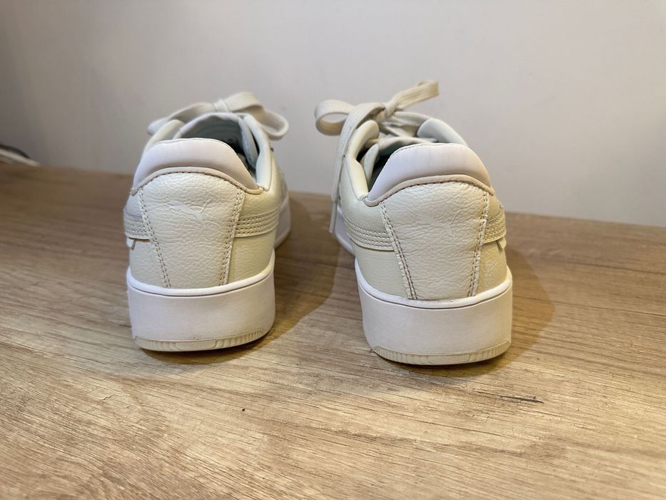 Sneakers Puma Carina Street