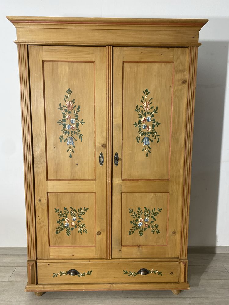 Șifonier Vintage din Lemn Masiv; Dulap de Haine pentru Dormitor