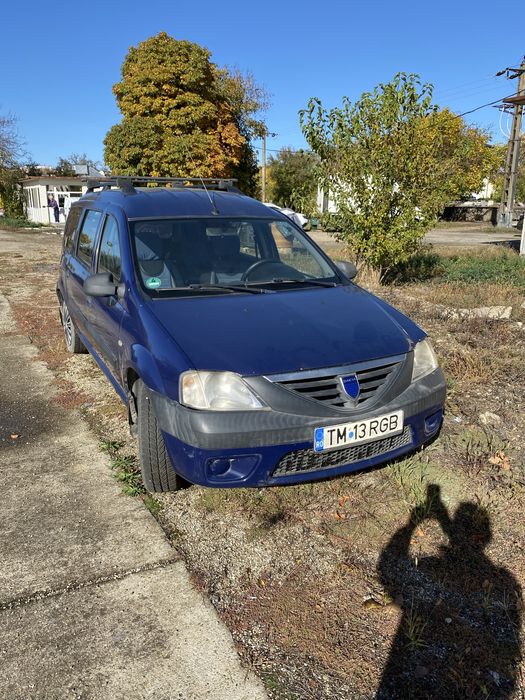Vand autoturism Dacia Logam MCV diesel cinci locuri
