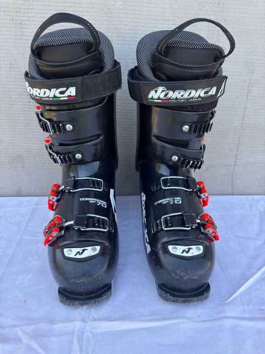 Clapari ski schi Nordica Dobermann GP 70 marime Eur:41 Mondo:26.5