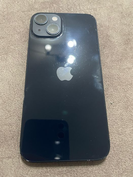    iPhone 13  