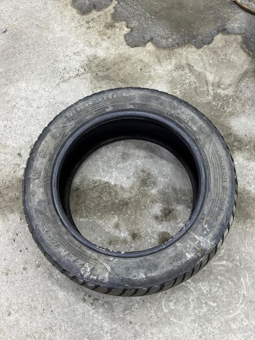 Продам резину зимнию