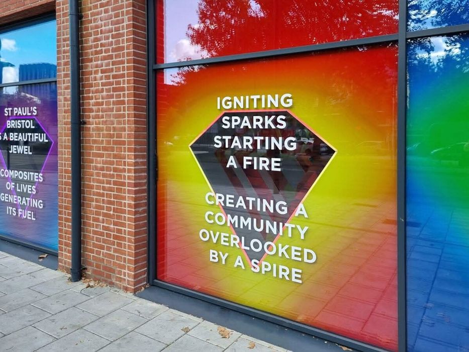 Colantare Spații Comerciale