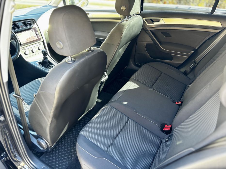 VW Golf 7.5 1.6 TDI 115к.с. 2018г. FACELIFT - Нов внос!