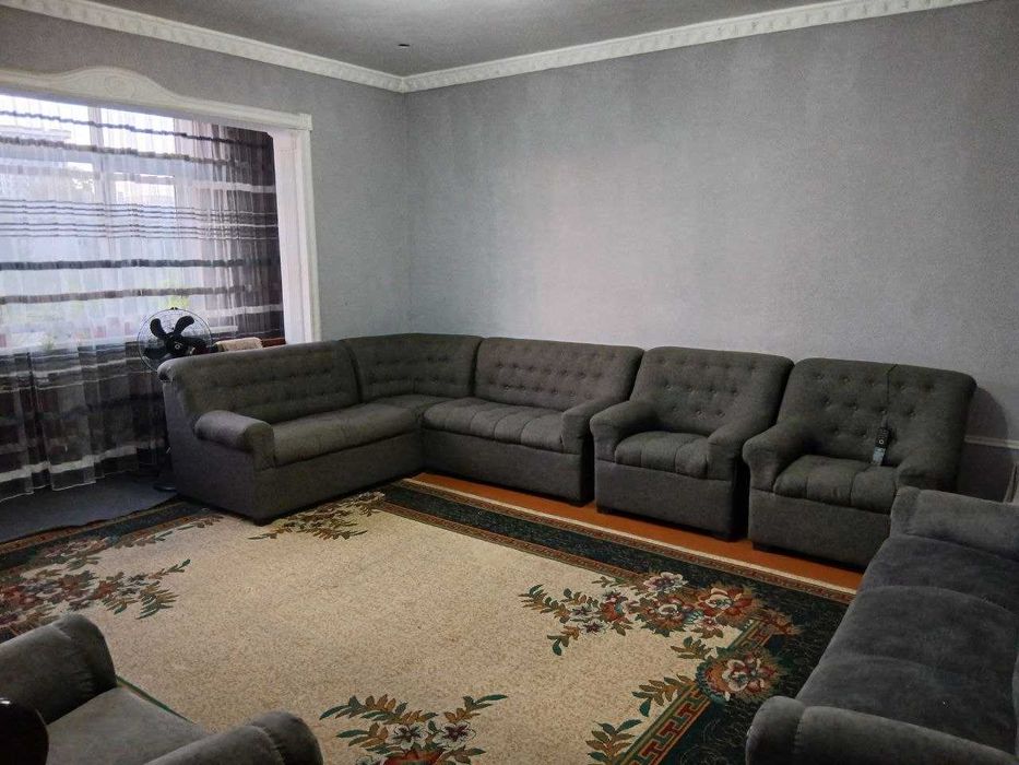 Продам две двухкомнатные квартиры на одной площадке.