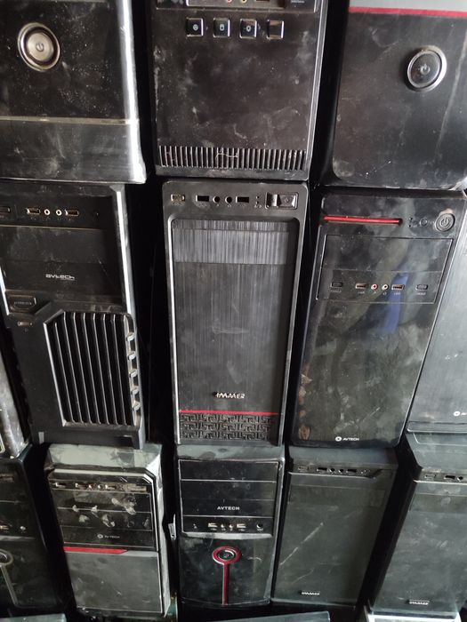 Компьютерный корпус в отличном состоянии б.у