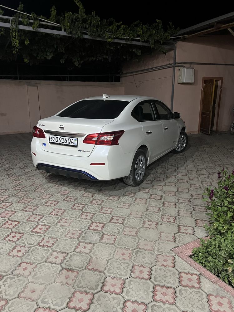 Nisan Elektra mobil 15 ming bilan tuladi