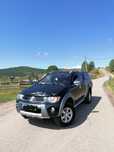 Vând mitsubishi l200 triton