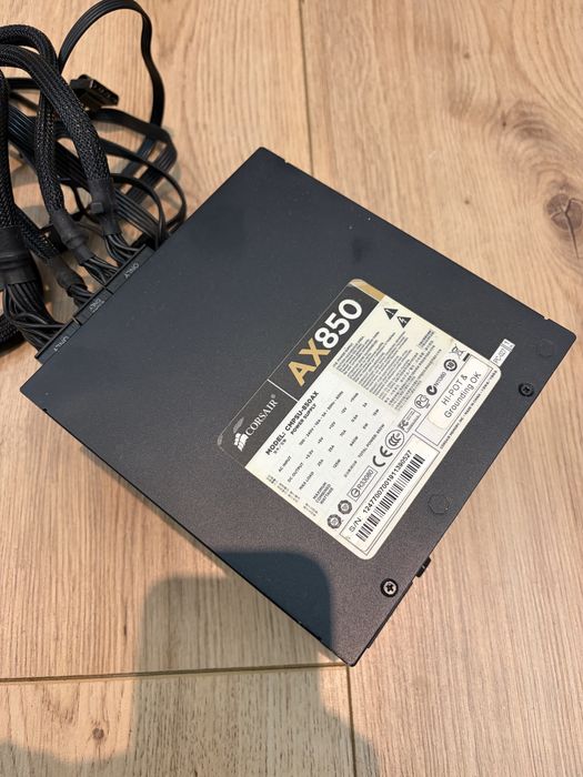 Sursa PC full modulara Corsair AX850