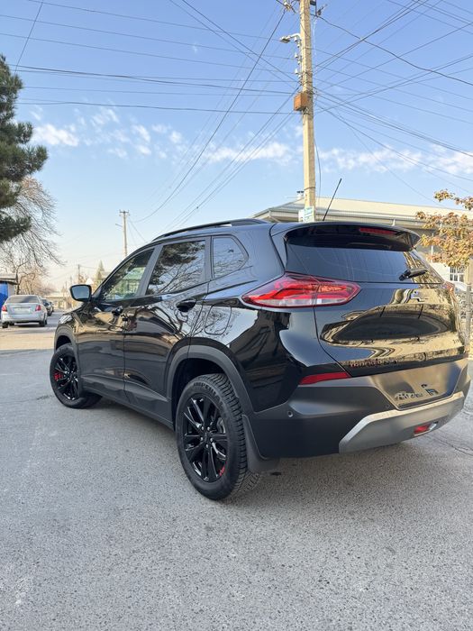 Tracker redline 2021-yil