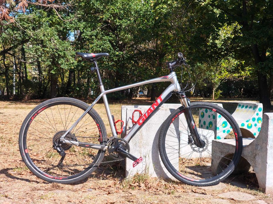 Хибридно/градско колело 28" Giant Roam 1 XL