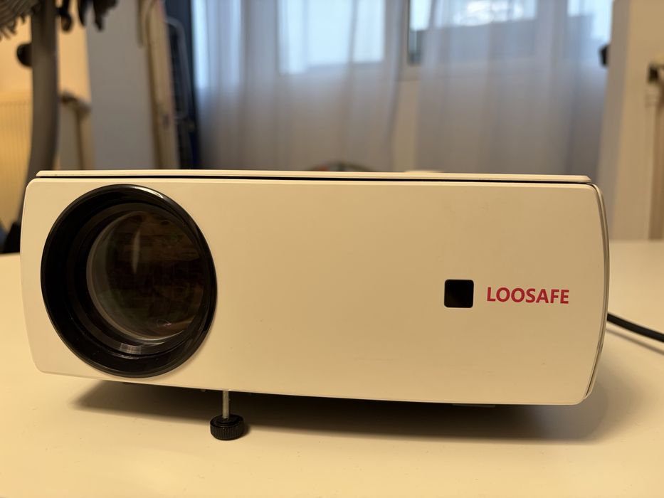 Videoproiector Loosafe® YG430