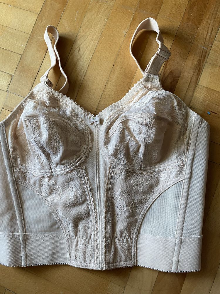 Sutien   corset / bustiera      NOU     Bej TRIUMPH