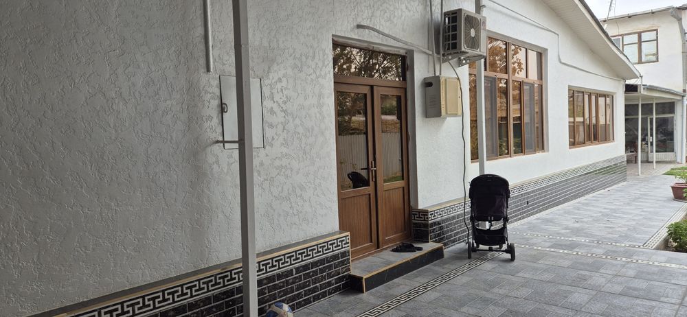 Yunusobod, Bodomzorda 6sotihli xovli.