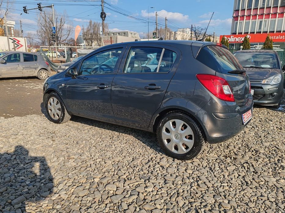 Opel CORSA benzina