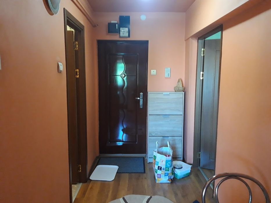 Închiriez apartament 2 camere gavana