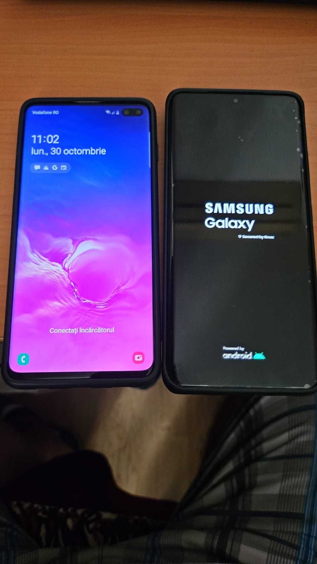 vând telefoane Samsung Galaxy S 10+ și S 21 Ultra.