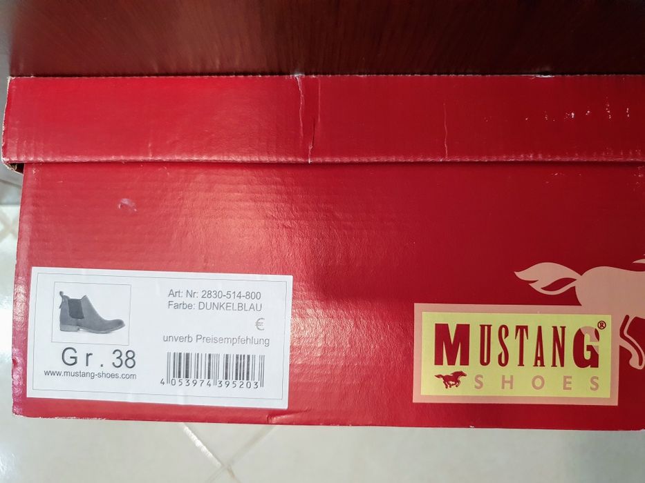 Ghete piele întoarsă Mustang 38