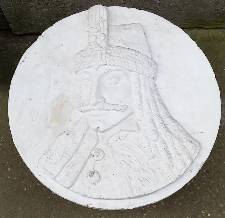 Vând sculptura gips Vlad Țepeș,  Dracula