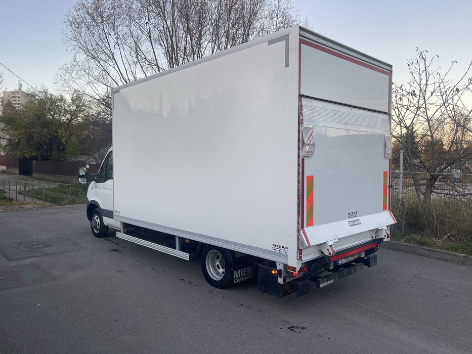 Iveco 50c17. 3.5 t. Cub+ lift