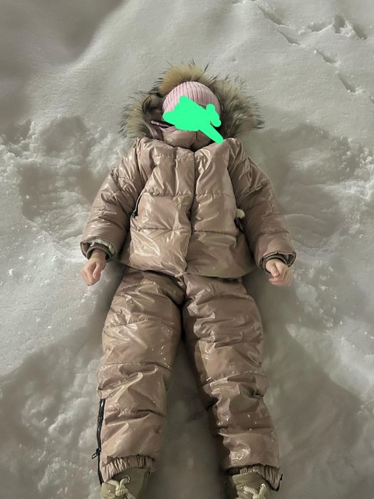 Продам детский комбинезон.