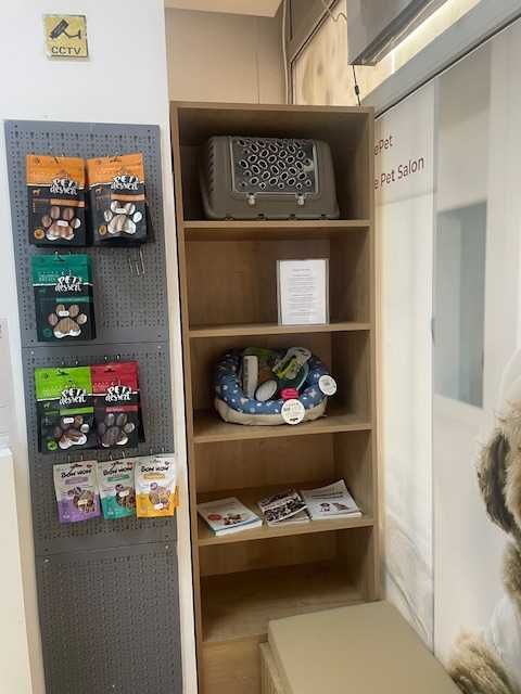 Vand Mobilier + Birou receptie