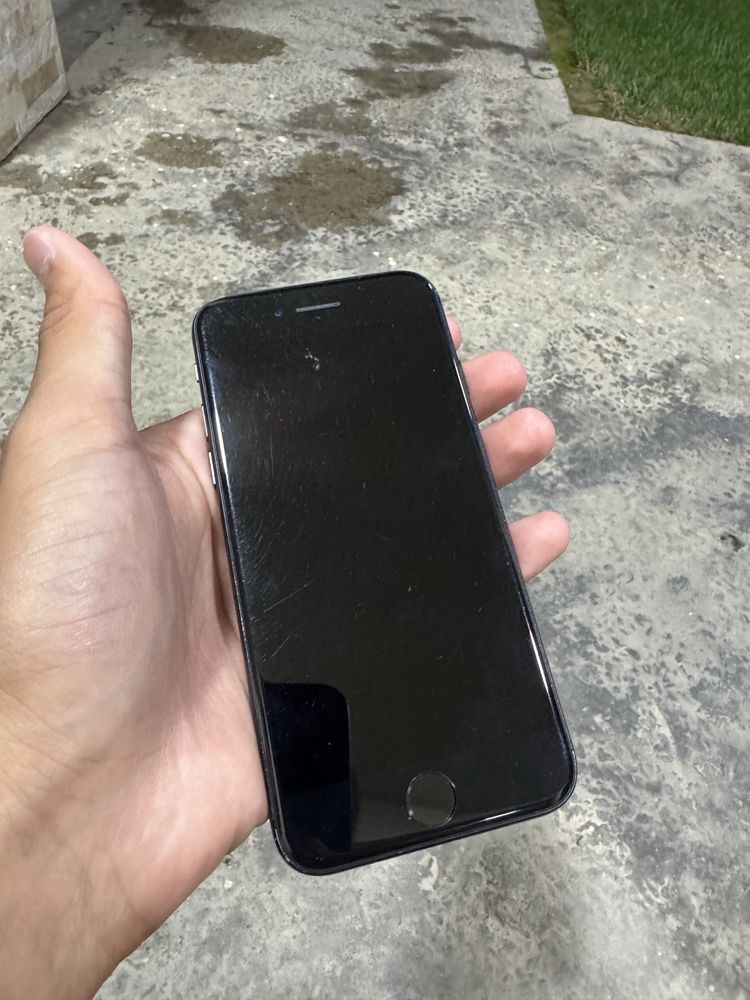 iPhone SE 2020 Sotiladi