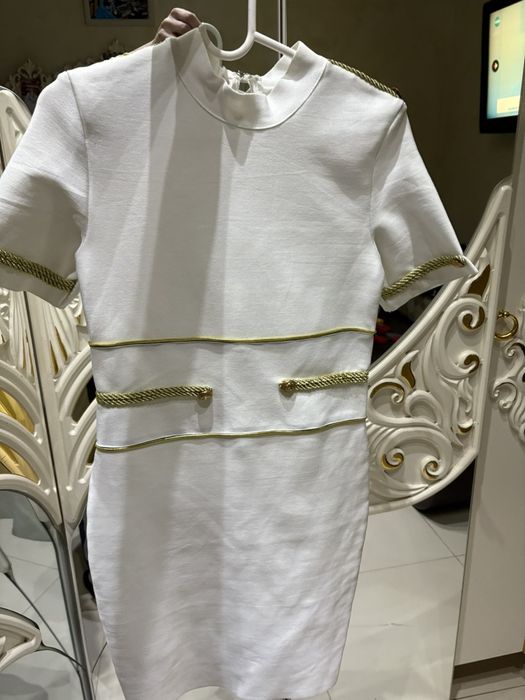 Бандажна рокля размер Л