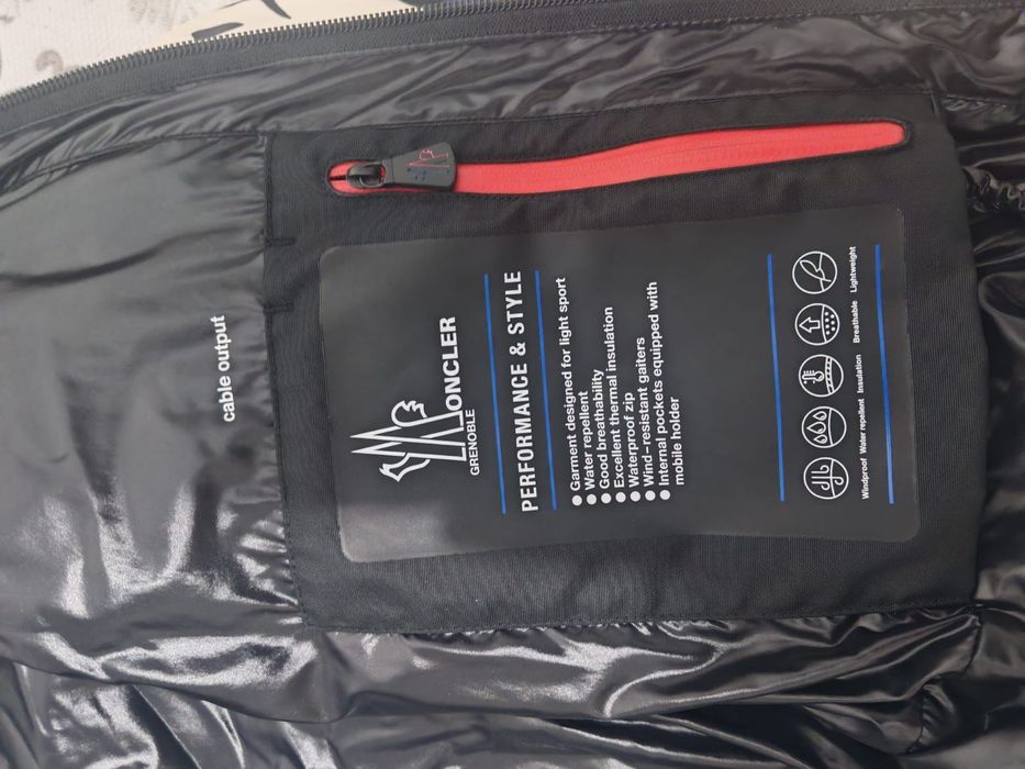 Geaca moncler originala