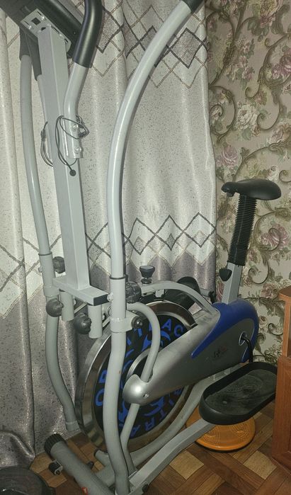 Продам Эллиптический тренажёр