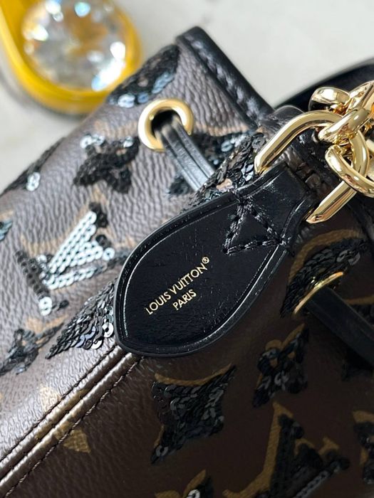 Geanta Louis Vuitton Noe BB