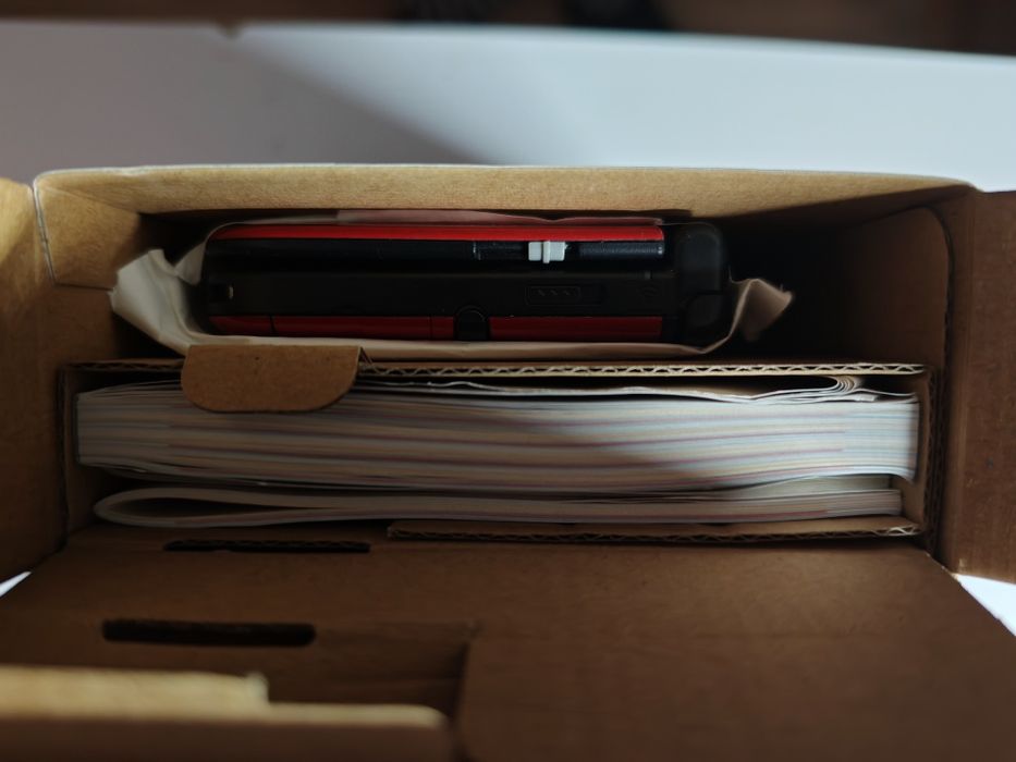 Nintendo 3ds Xl ediția Mario Smash Bros la cutie