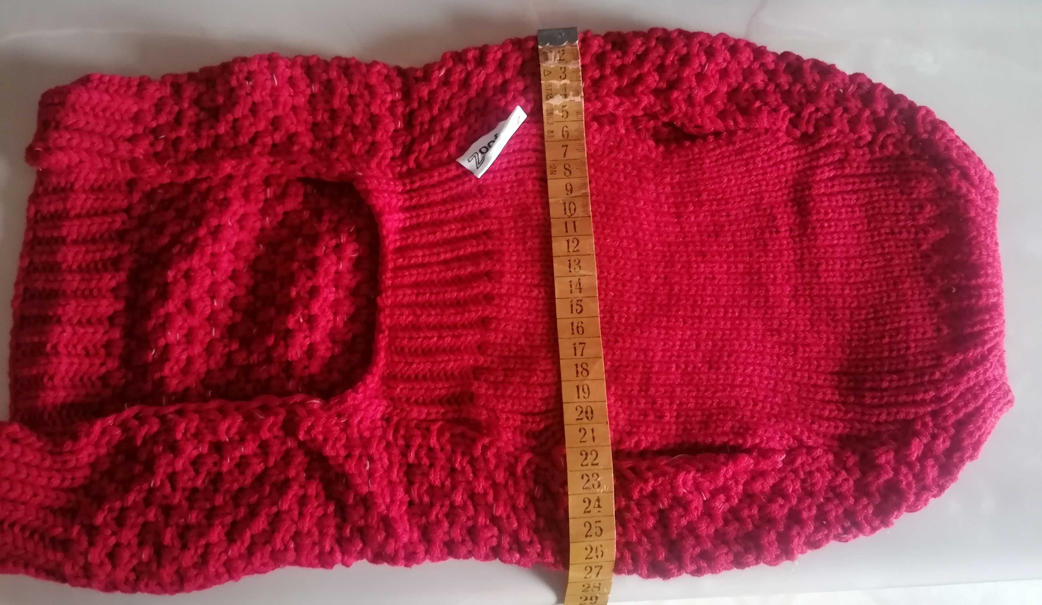 Hăinuțe tricotate pentru catei