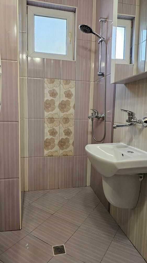 Дава се под наем Тристаен апартамент в София, Лозенец - 90 кв.м за 900 € - Снимка #16