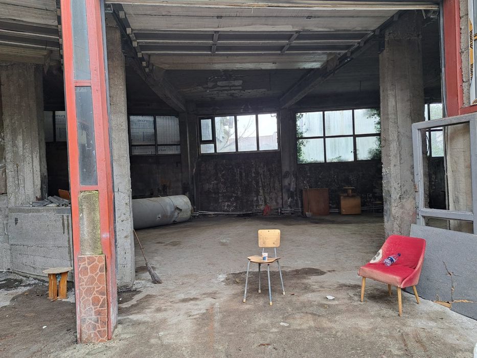 Poarta rulantă care a fost montata la service