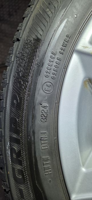 SUZUKI оригинални джанти със гуми 175/65/15 5J×15 ET40 4×100 цо54