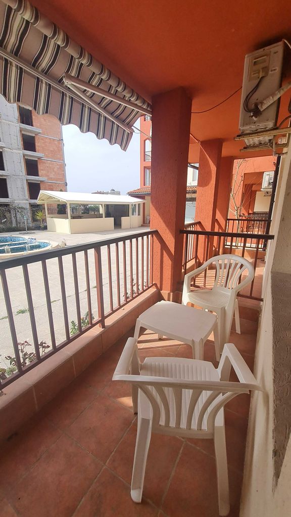 Продава се Двустаен апартамент в Несебър - 66 кв.м за 1091 €/кв.м - Снимка #12