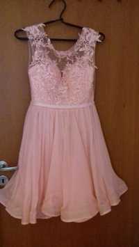 Официална розова рокля с дантела