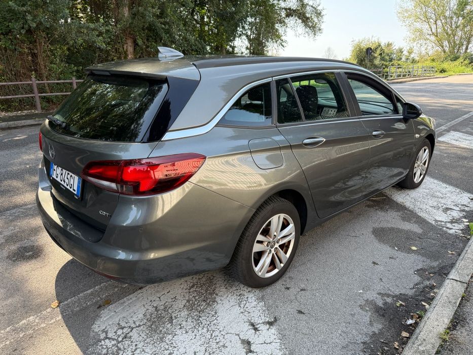Vând Opel Astra 2016 euro 6!!