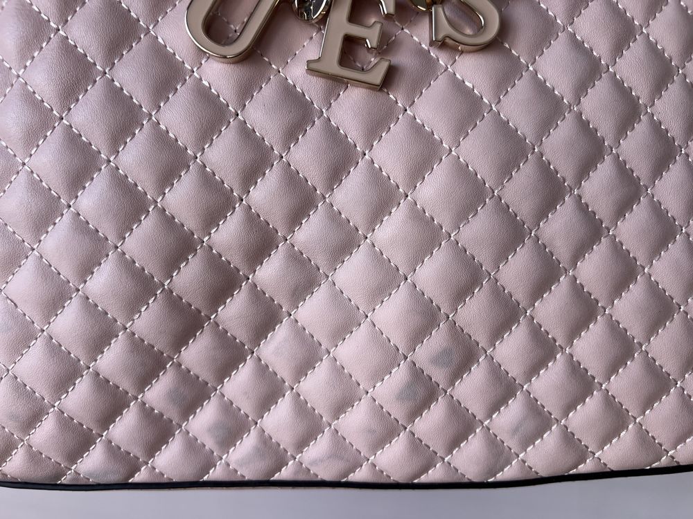 Оригинална чанта GUESS