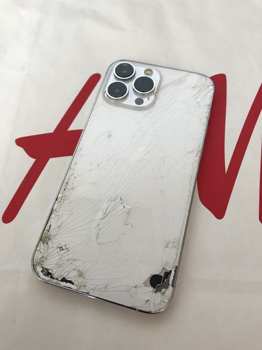 IPhone 13 Pro Max - за части