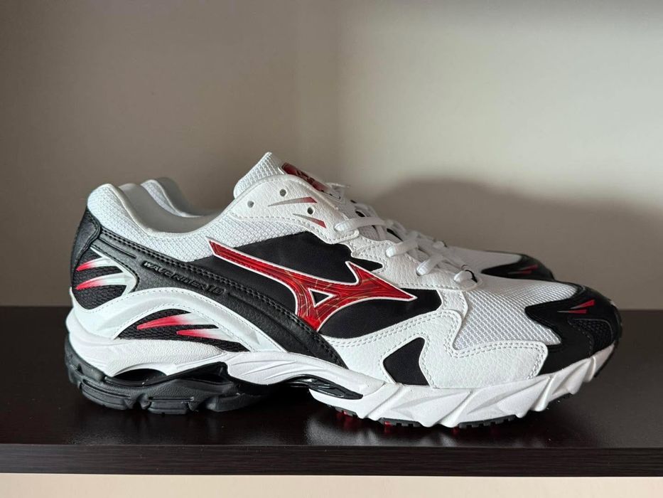 Wave Rider 10 'Special Pack 41н 26.5см Стелка Нови с Кутия