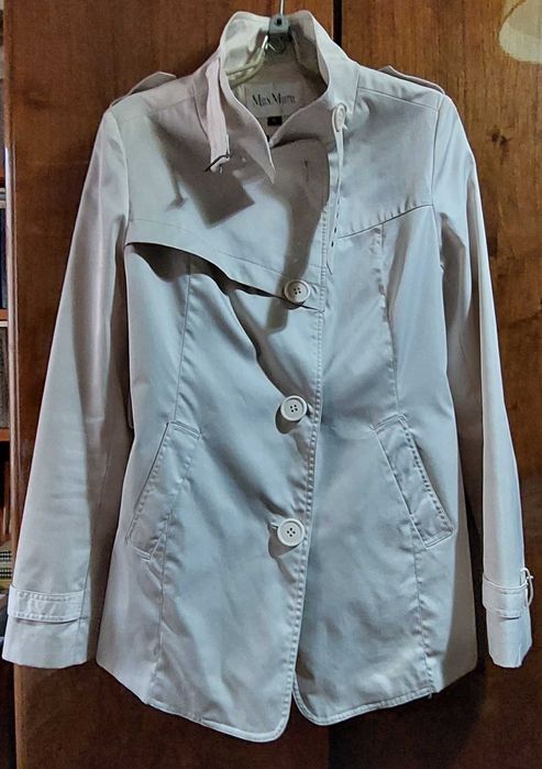 Продаётся ветровка женская Max Mara