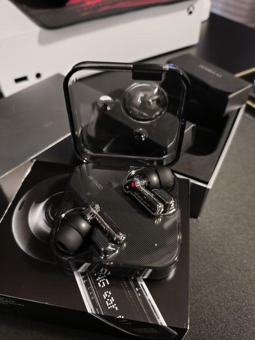 Casti Nothing Ear 1 ( încărcare cablu sau wierless )