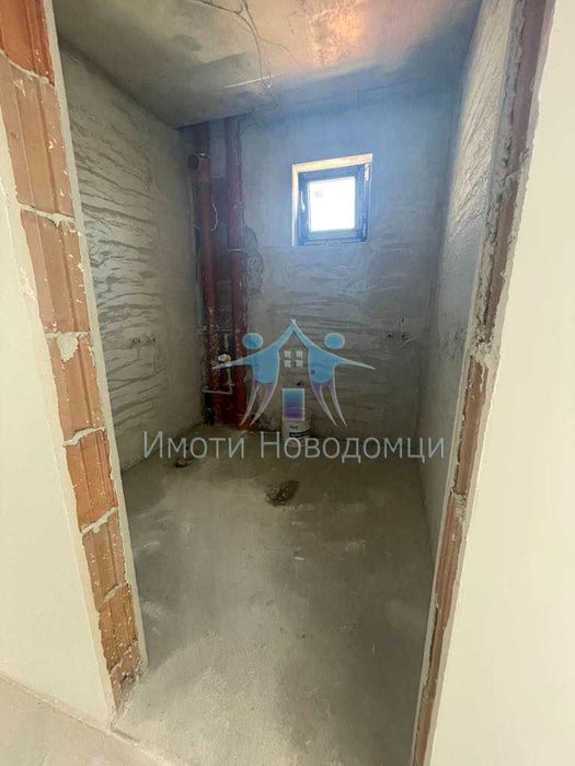 Продава се Двустаен апартамент в Шумен, Пазара - 70 кв.м за 1400 €/кв.м - Снимка #3