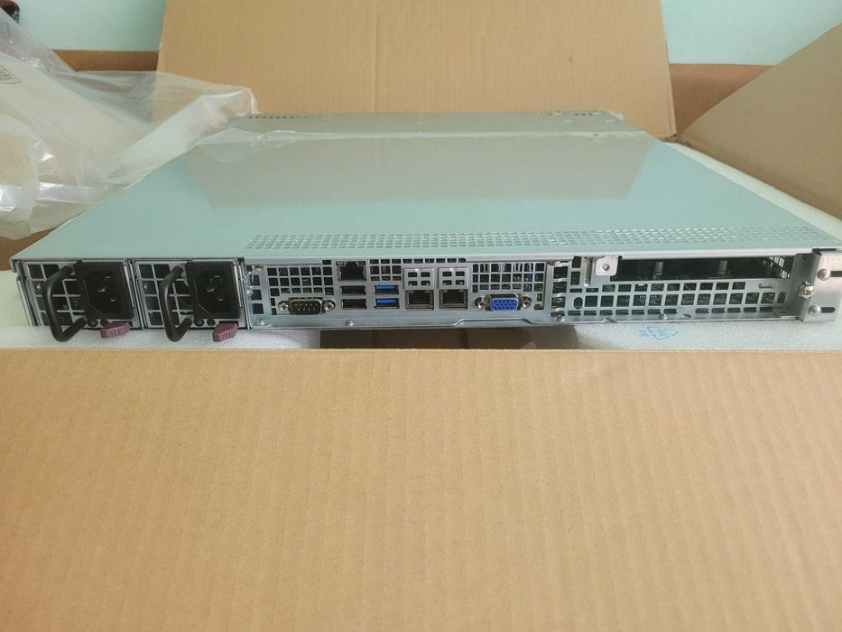 Placa baza server - Supermicro X10SRi-F + Xeon E5-2697 V4