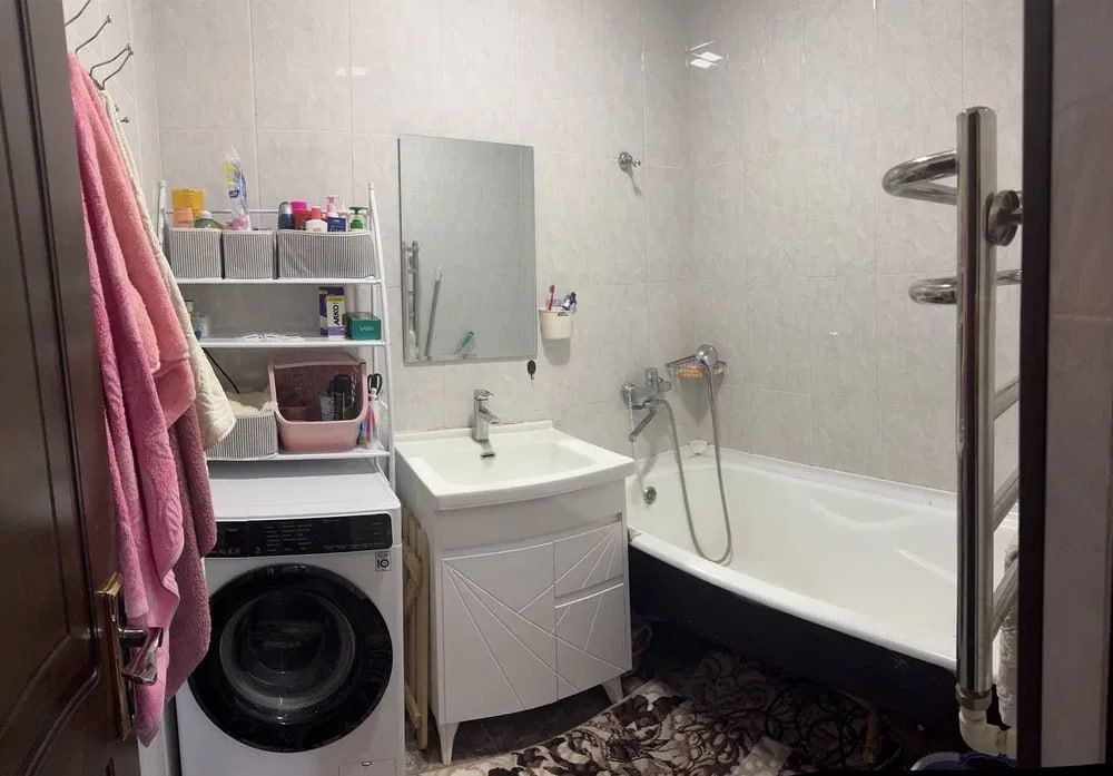 Продаю 2-х комнатную квартиру Сергели Golden House