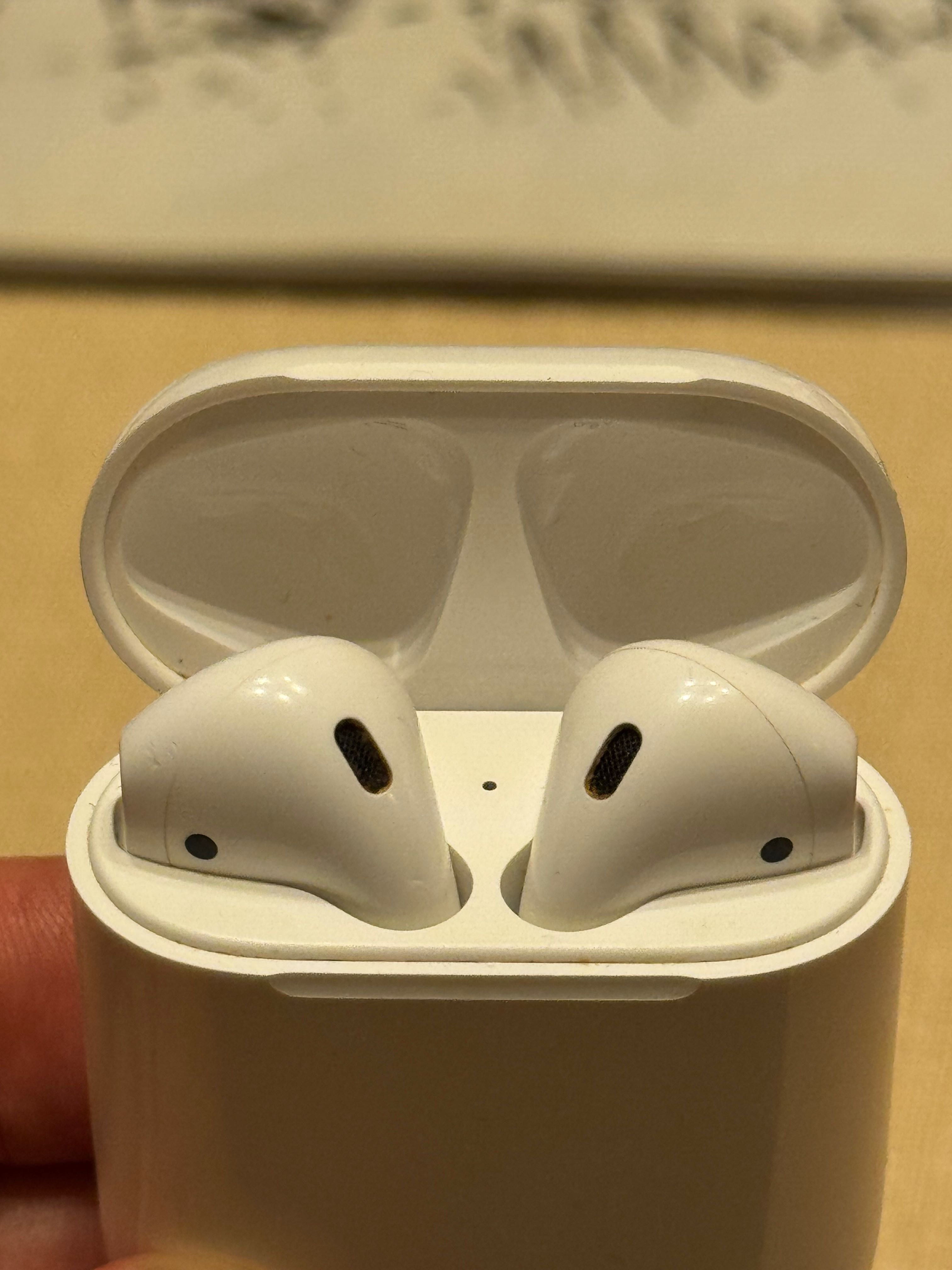 Apple Airpods 2nd gen